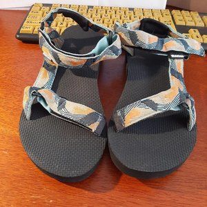 NEW ! WateLves Sport Hiking Sandals Arch Support Walking